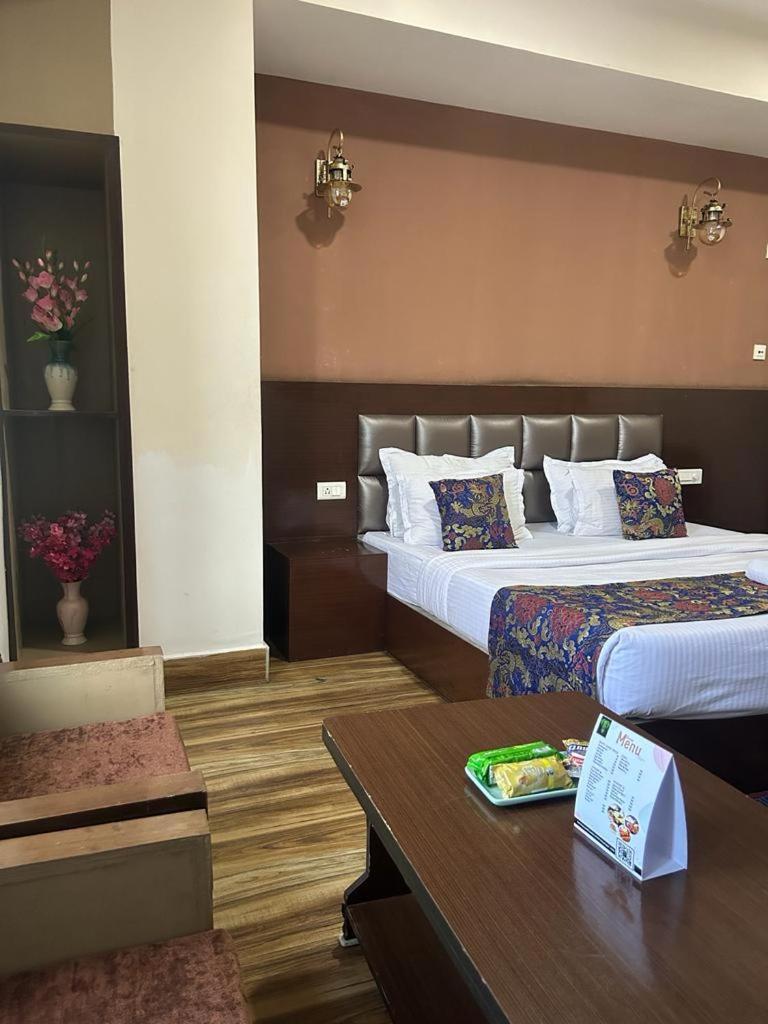 Twin Spring Hotel Gangtok Buitenkant foto